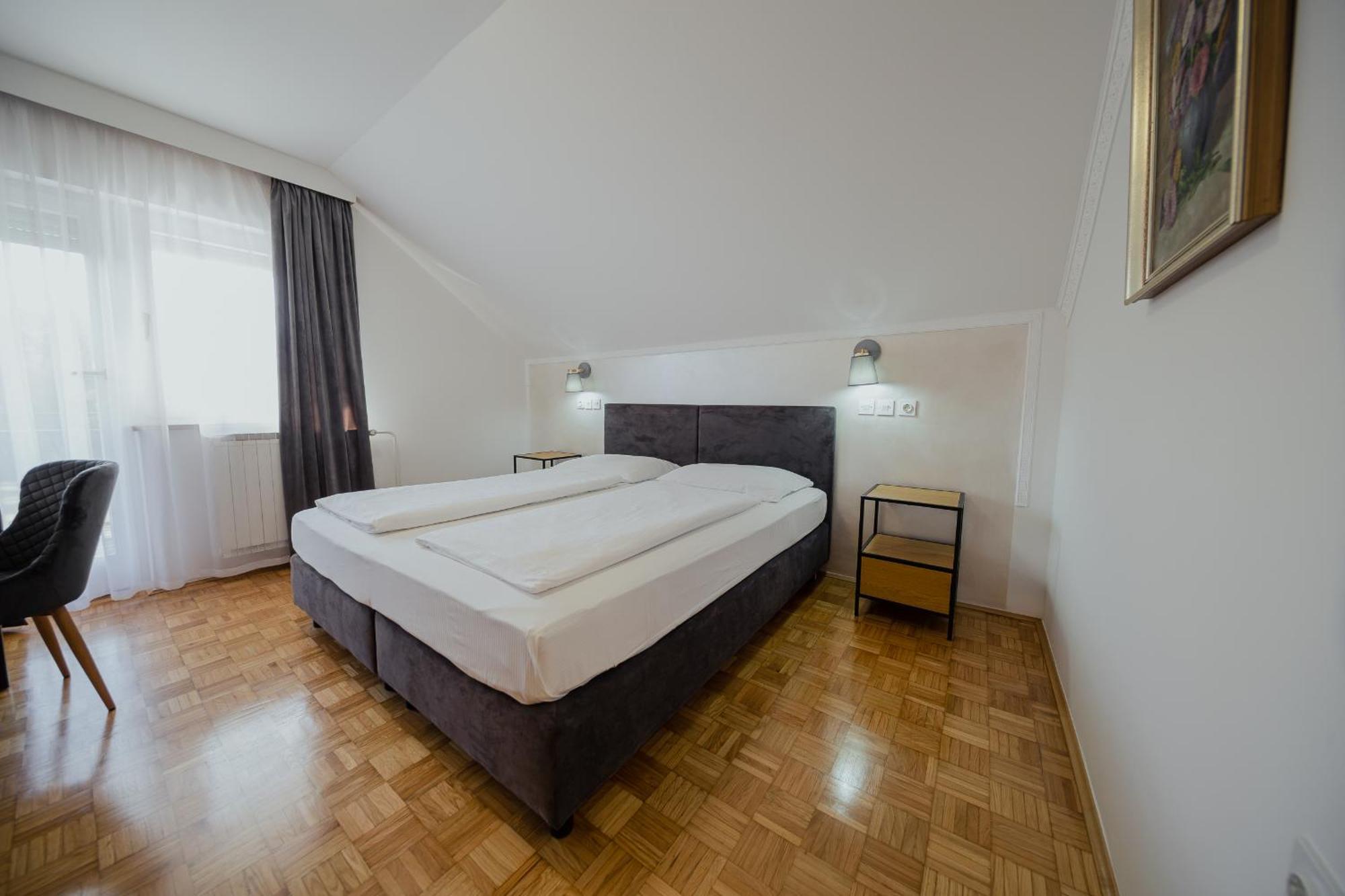 Hotel Maj Inn 摩拉瓦托普利采 外观 照片